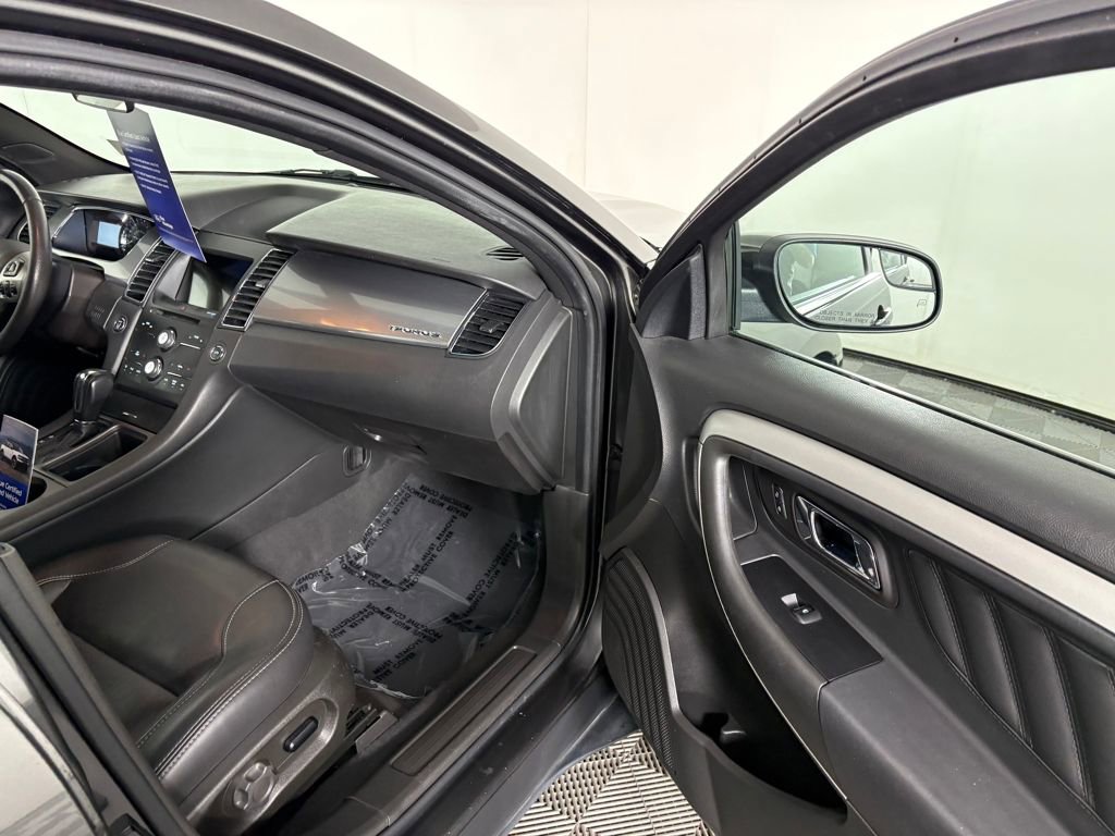 Certified 2019 Ford Taurus SEL w/ Equipment Group 201A image 34