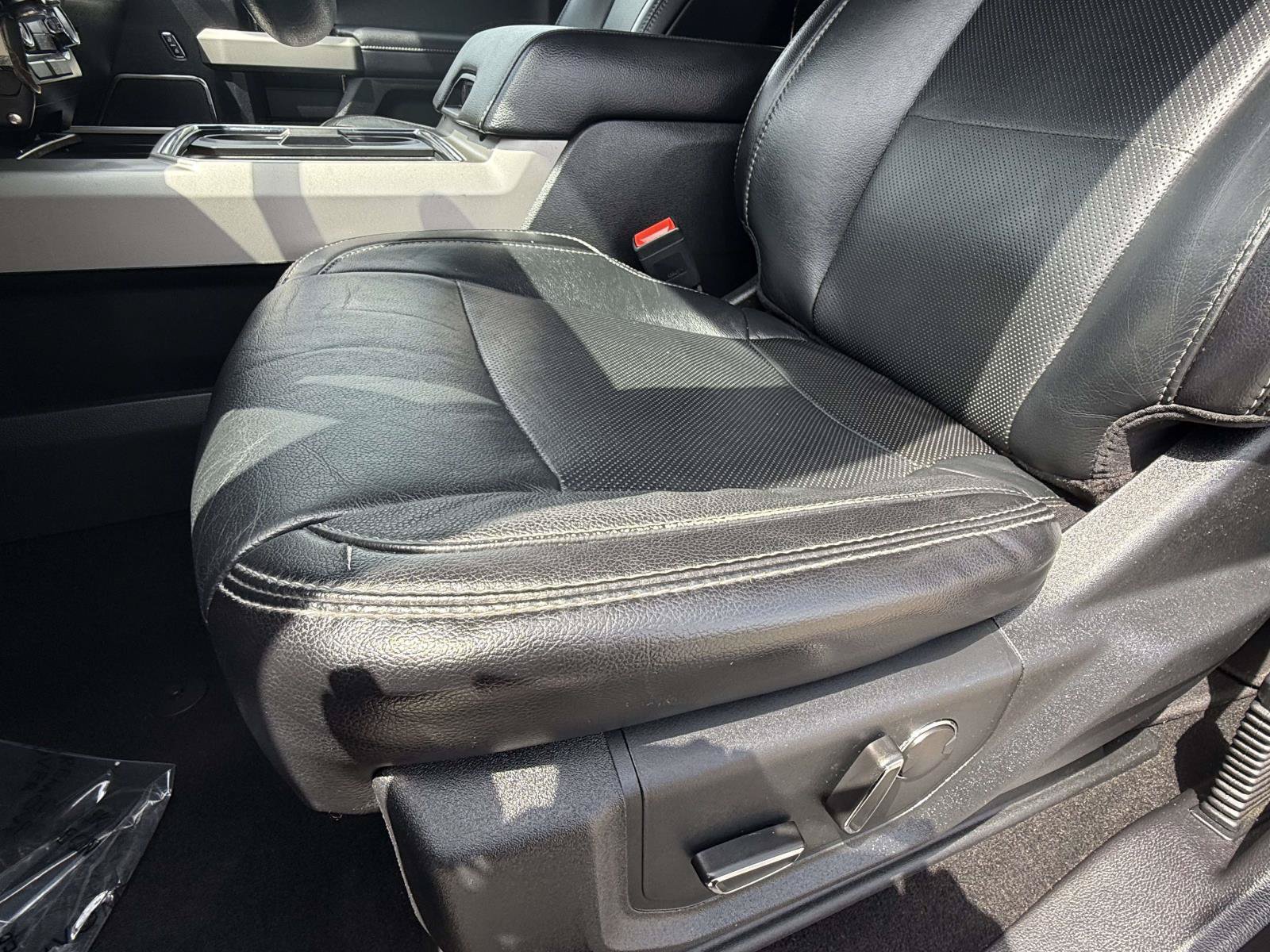 Certified 2019 Ford F250 Lariat w/ FX4 Off-Road Package AWD/4WD image 28