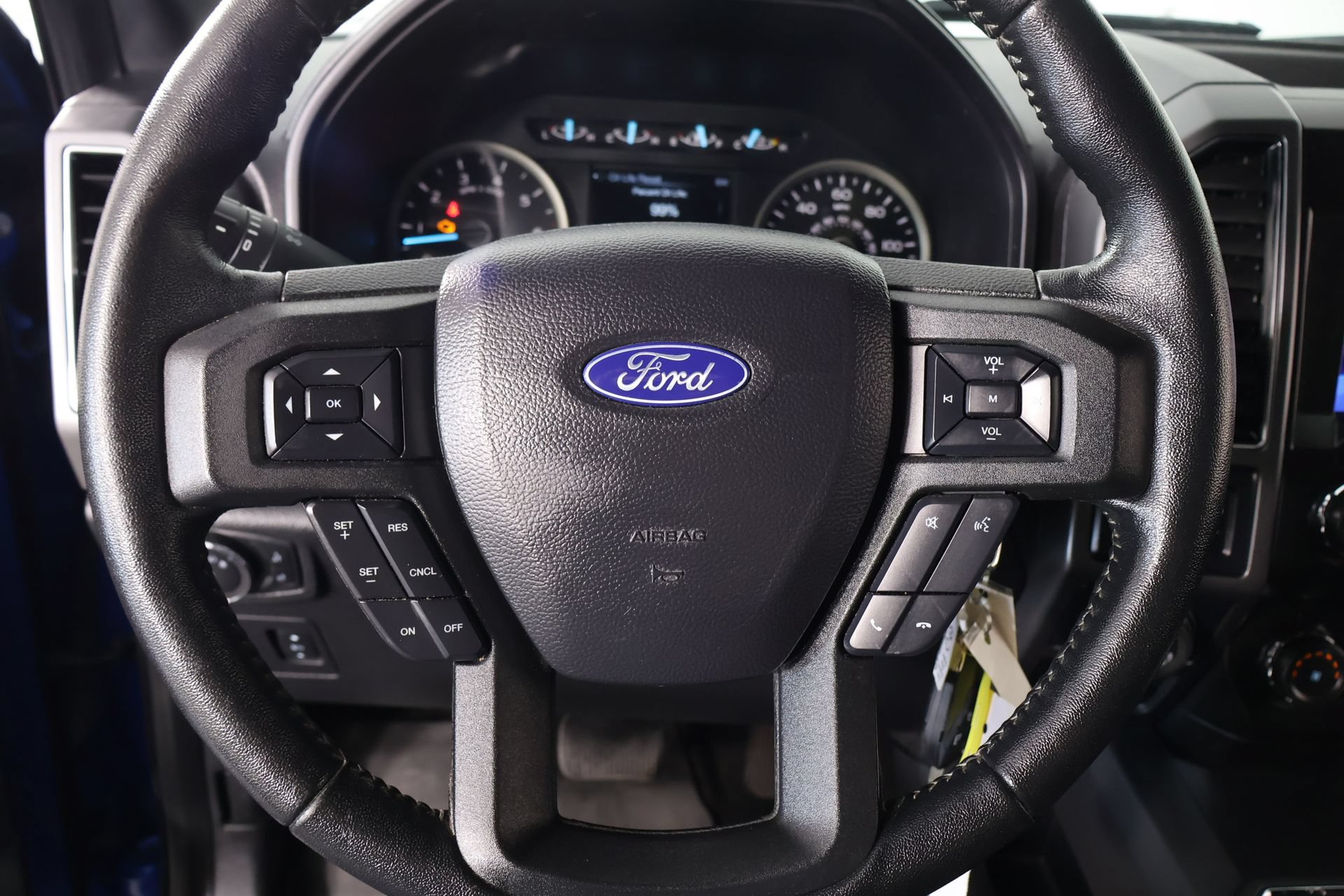 Used 2020 Ford F150 XLT w/ Equipment Group 302A Luxury AWD/4WD image 3