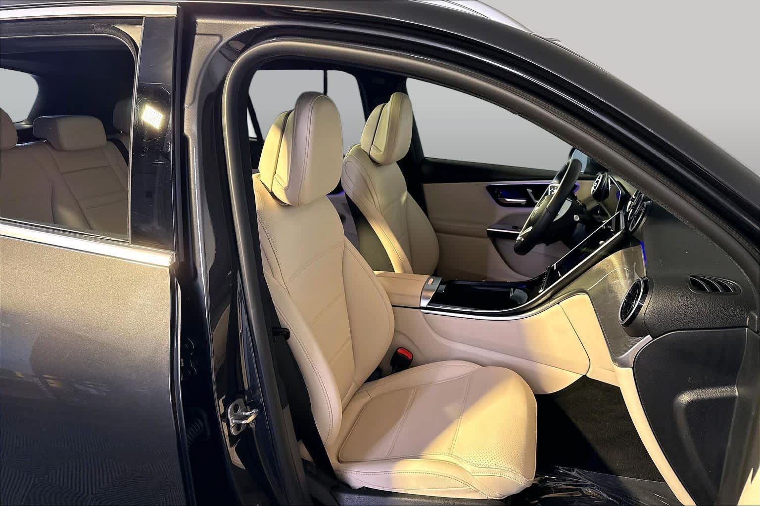 Certified 2026 Mercedes-Benz GLC 300 4MATIC image 8