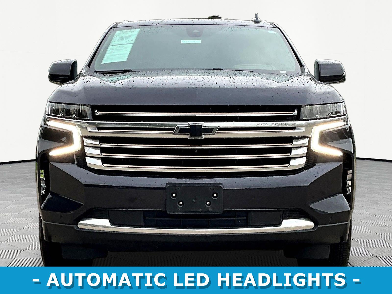 Used 2022 Chevrolet Suburban High Country AWD/4WD image 2