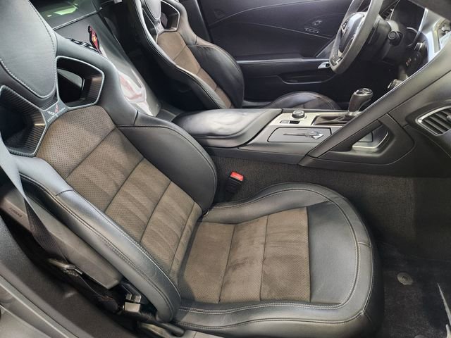 Used 2016 Chevrolet Corvette Stingray Convertible w/ 3LT Preferred Equipment Group RWD image 15