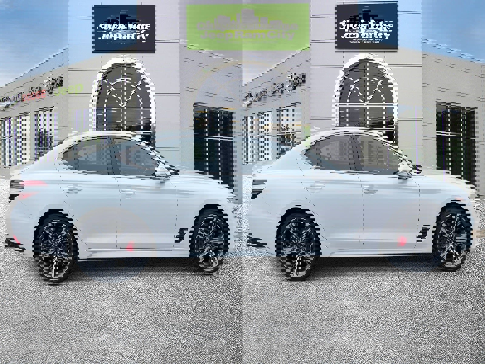 Used 2024 Genesis G70 3.3T Advanced image 5