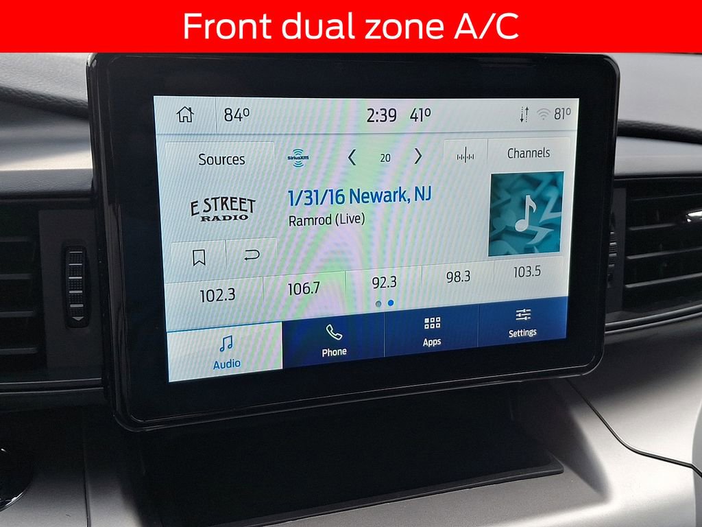 Used 2022 Ford Explorer XLT image 16