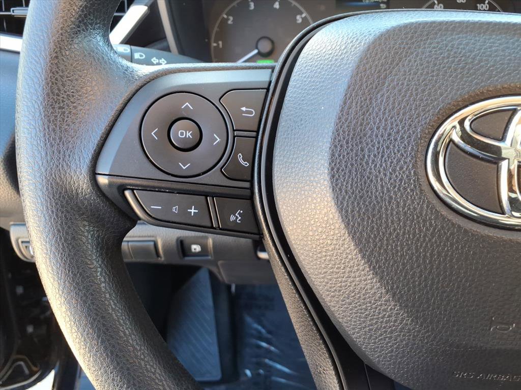 Used 2023 Toyota Corolla LE image 27