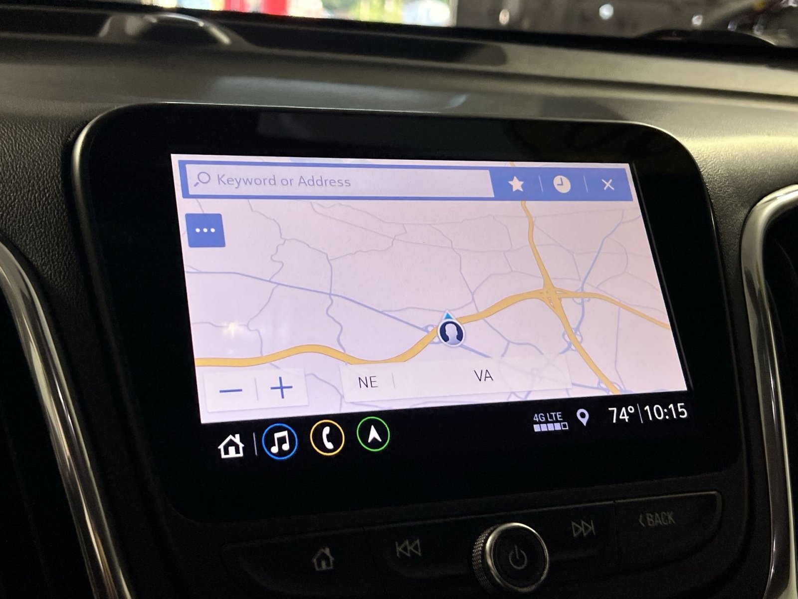Used 2020 Chevrolet Equinox LT AWD/4WD image 19