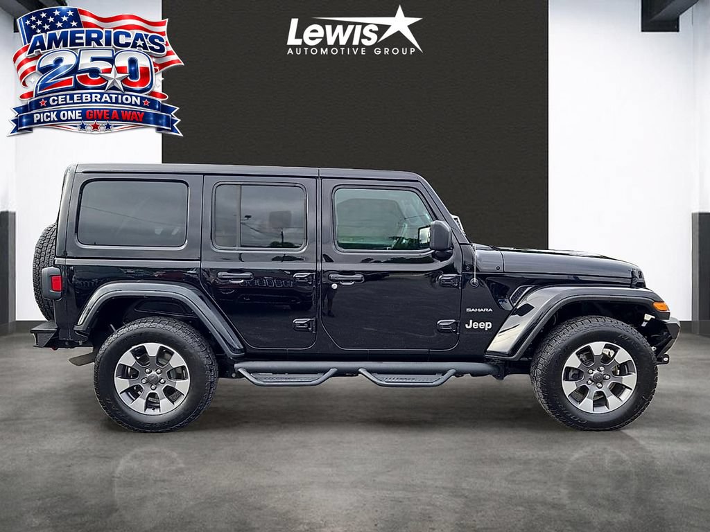 Used 2023 Jeep Wrangler Unlimited Sahara w/ Cold Weather Group AWD/4WD image 5