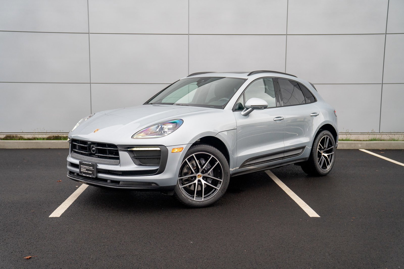 Used 2025 Porsche Macan