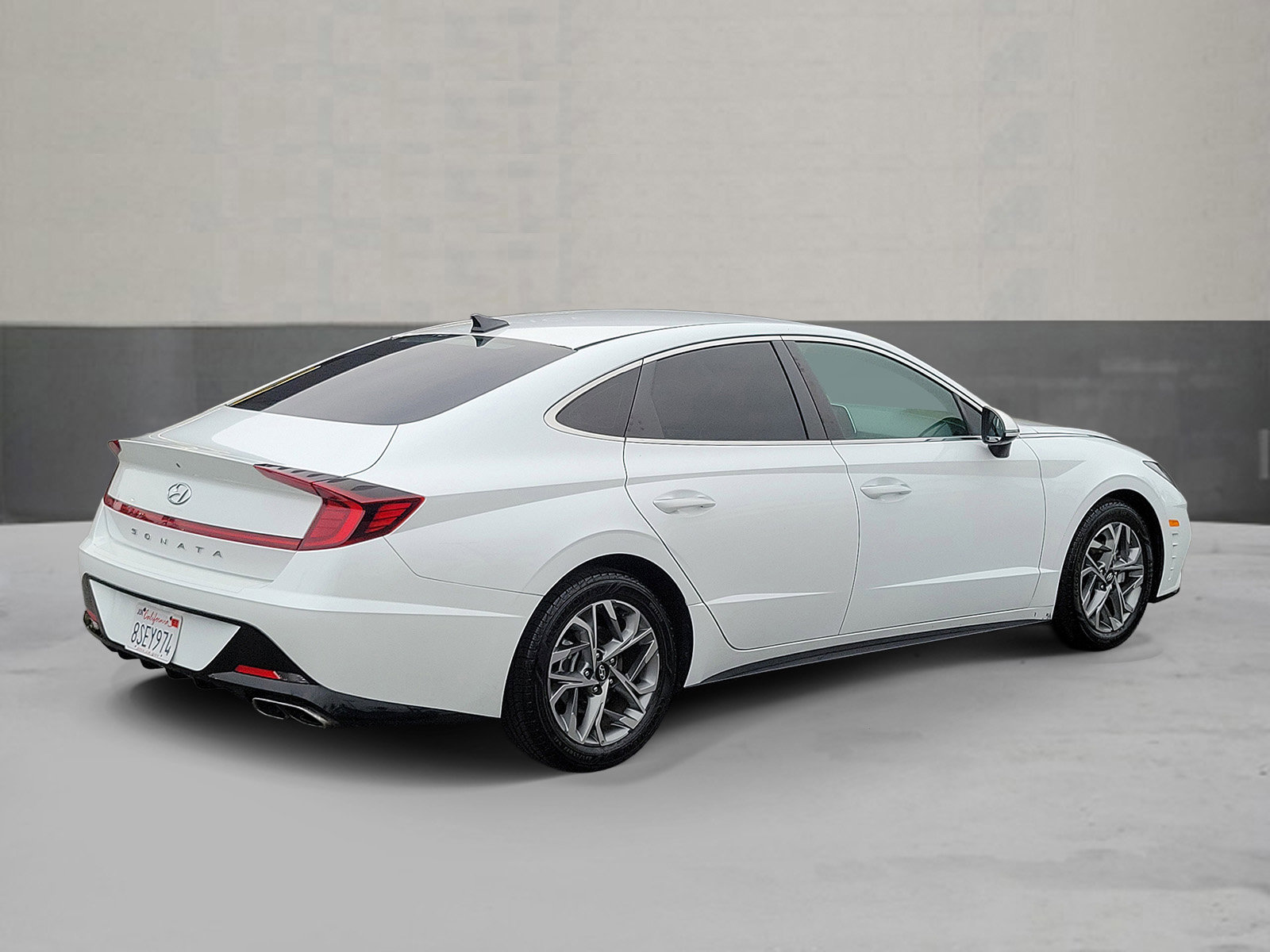 Used 2020 Hyundai Sonata SEL w/ Convenience Package FWD image 2