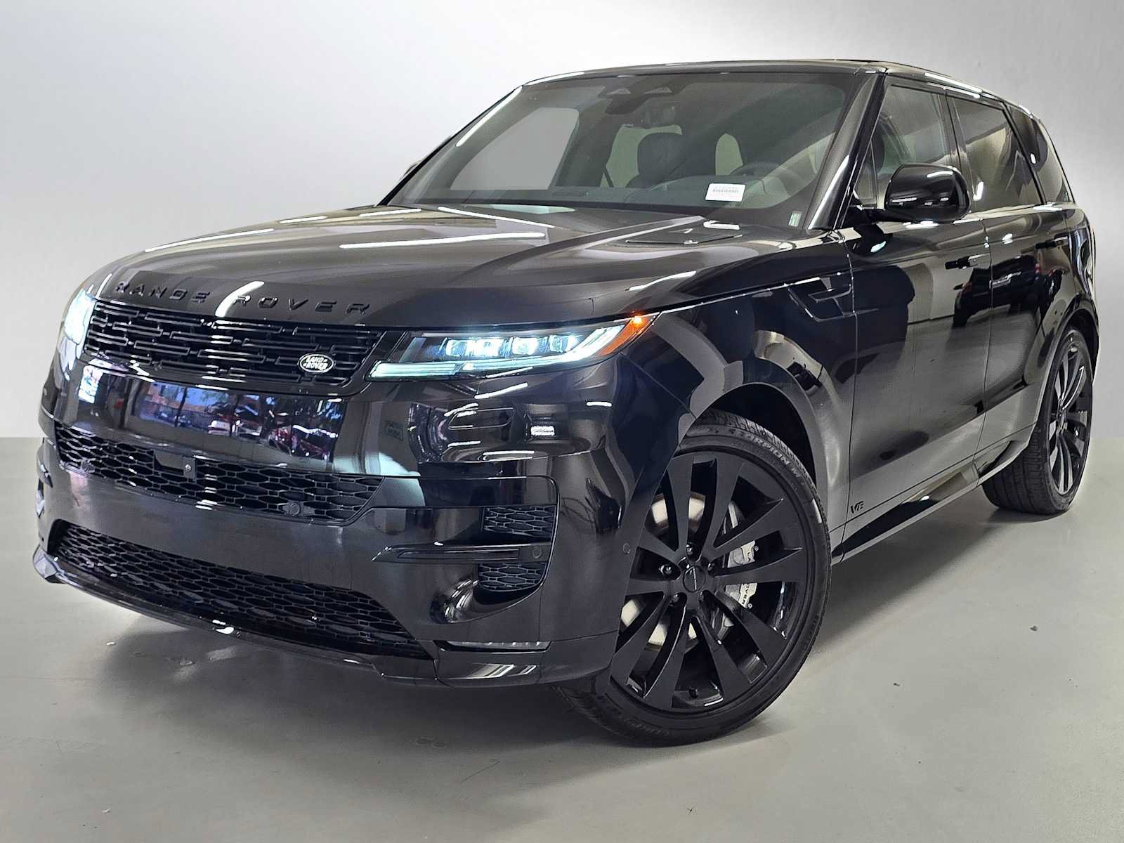 New 2026 Land Rover Range Rover Sport Dynamic SE
