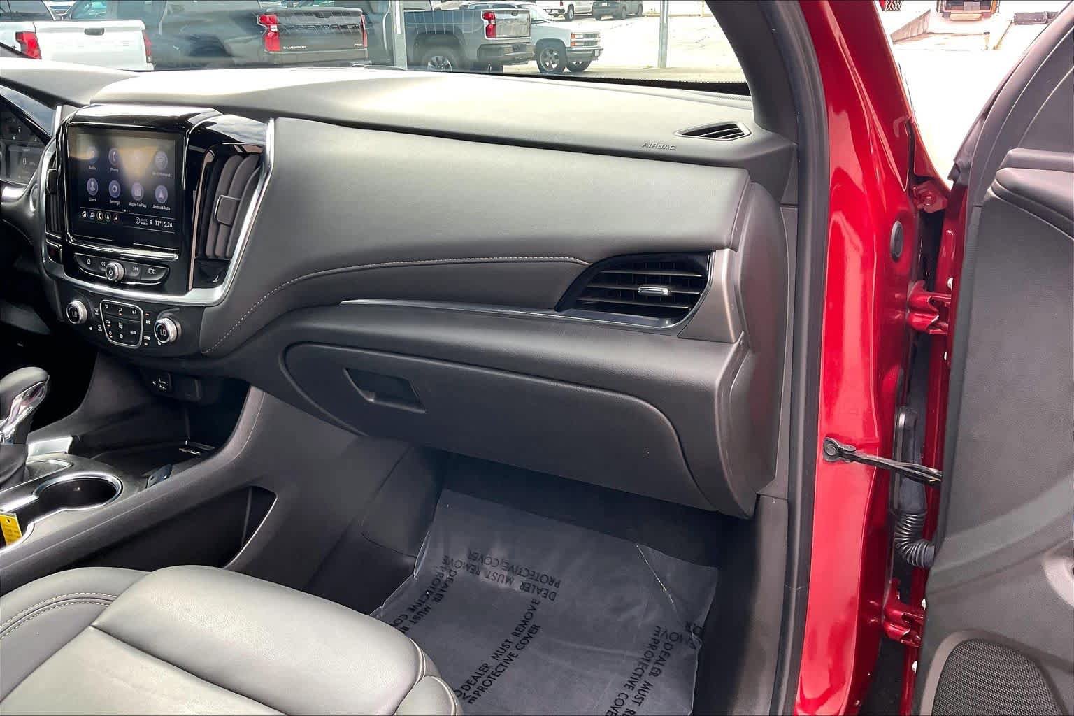 Used 2023 Chevrolet Traverse LT w/ LT Premium Package AWD/4WD image 19