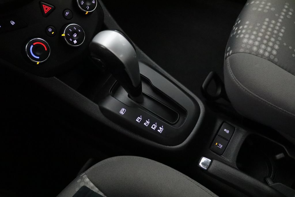 Used 2020 Chevrolet Sonic LT FWD image 27