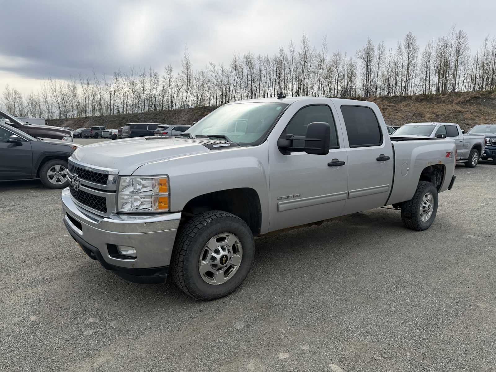 Used 2011 Chevrolet Silverado 2500 LT w/ Interior Plus Package AWD/4WD image 3