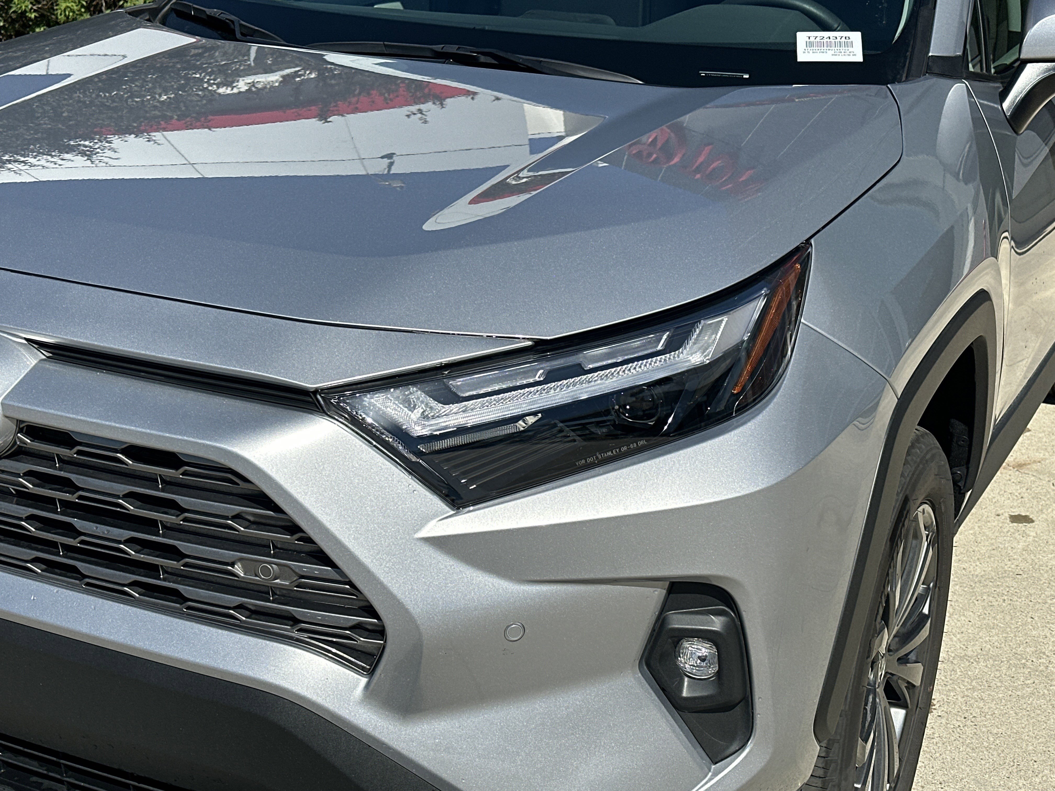 Used 2024 Toyota RAV4 Limited w/ Advanced Technology Package AWD/4WD image 10