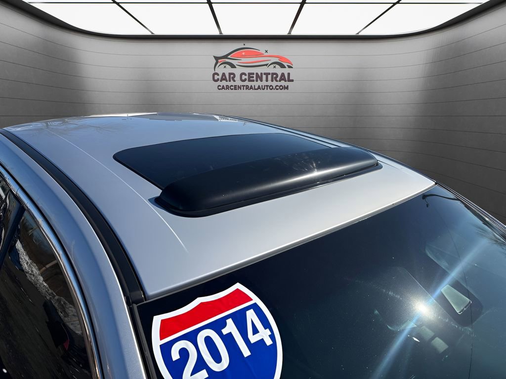 Used 2014 Ford Taurus SHO w/ Equipment Group 401A image 29