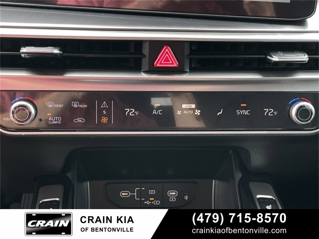 New 2025 Kia Sorento S image 16