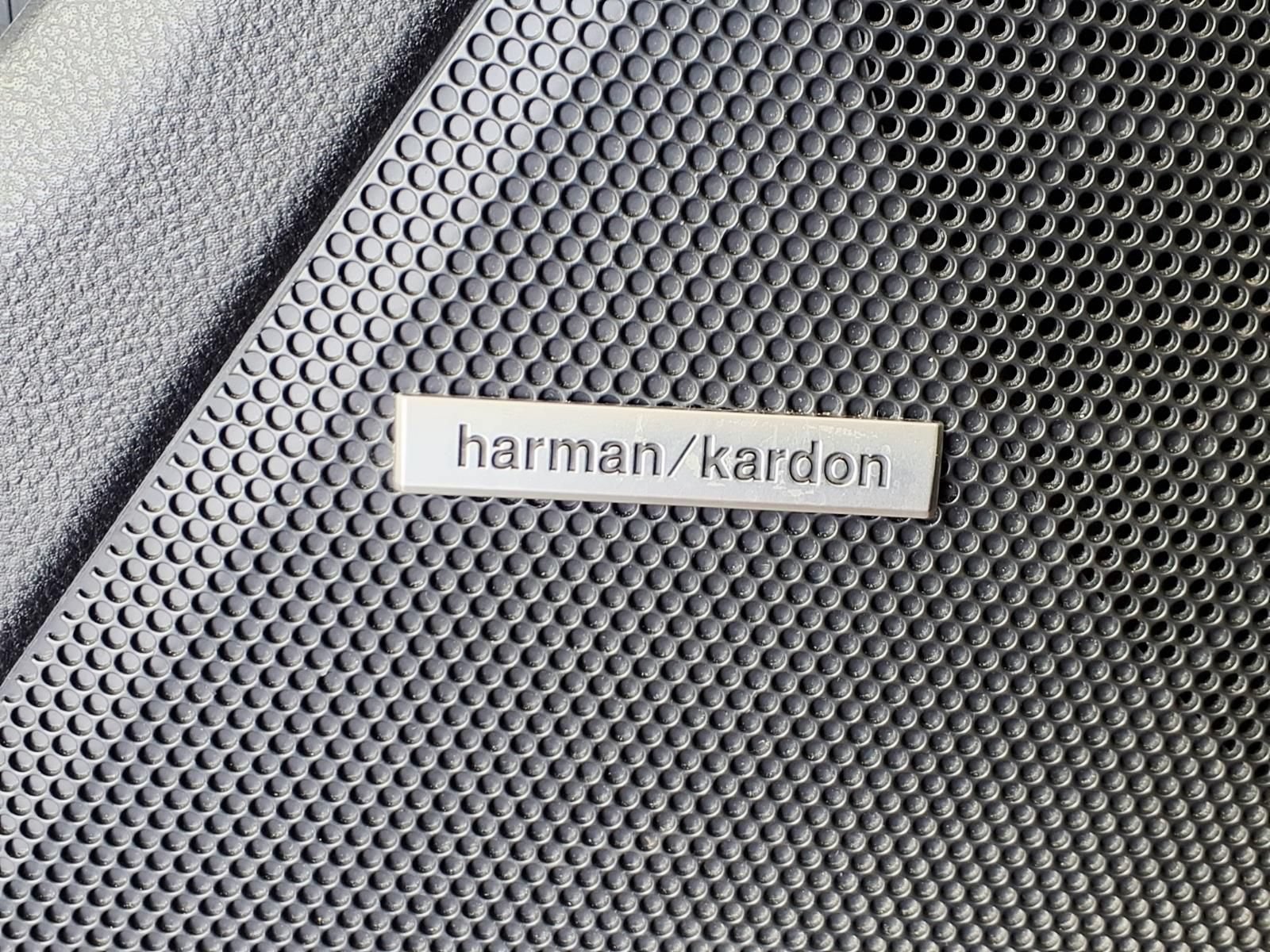 Used 2019 Subaru Crosstrek 2.0i Limited w/ Moonroof Package w/Navigation AWD/4WD image 16