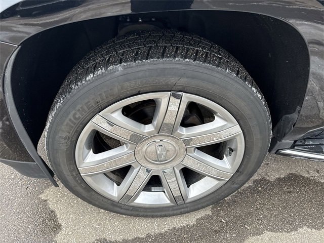 Used 2018 Cadillac Escalade Luxury image 7