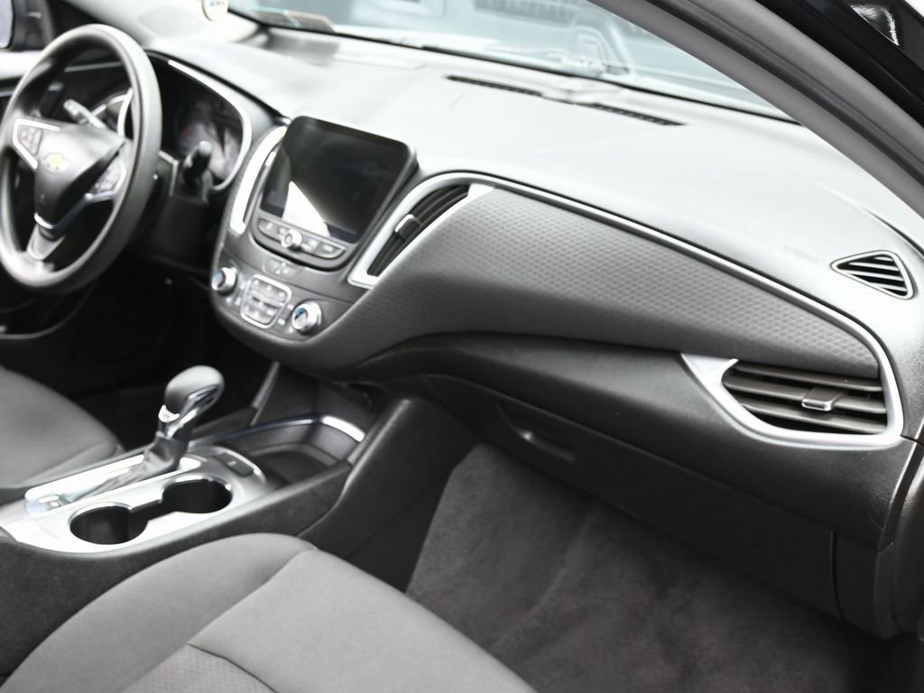 Used 2023 Chevrolet Malibu LT image 33
