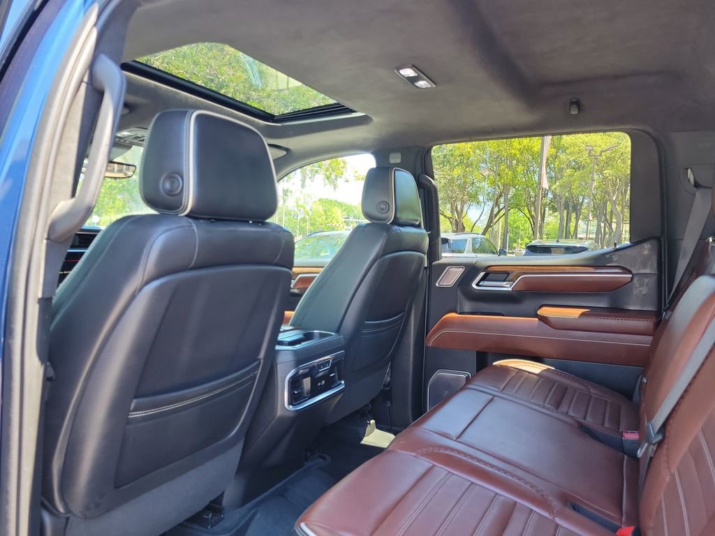 Used 2022 GMC Sierra 1500 Denali Ultimate AWD/4WD image 11