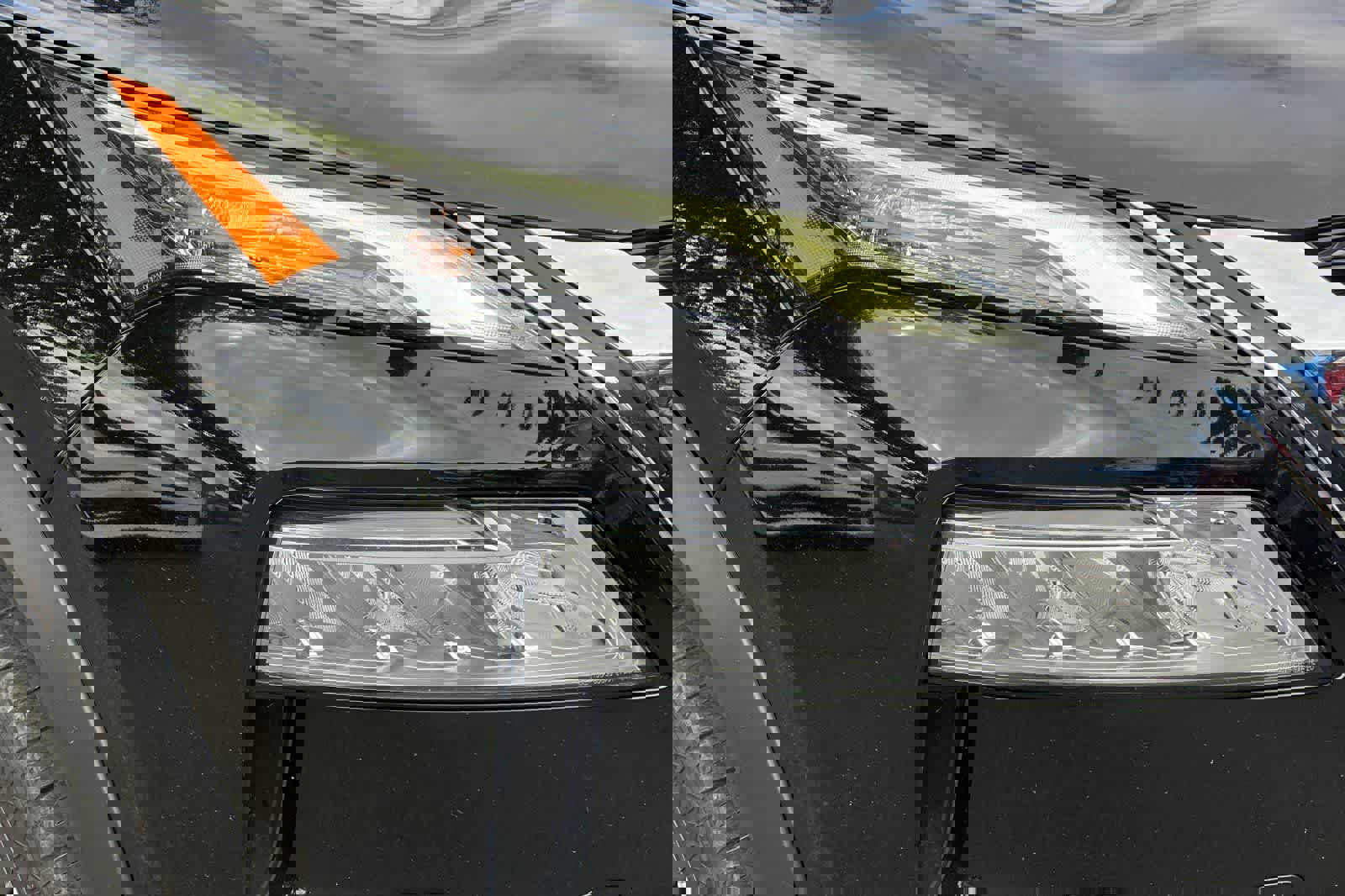 Used 2023 Nissan Rogue SL image 34