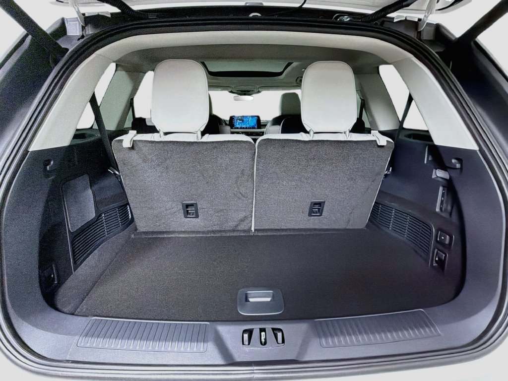 New 2027 Lincoln Aviator 2WD image 28