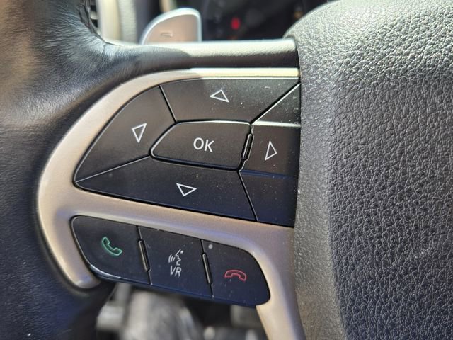 Used 2015 Jeep Grand Cherokee Limited w/ Luxury Group II image 21