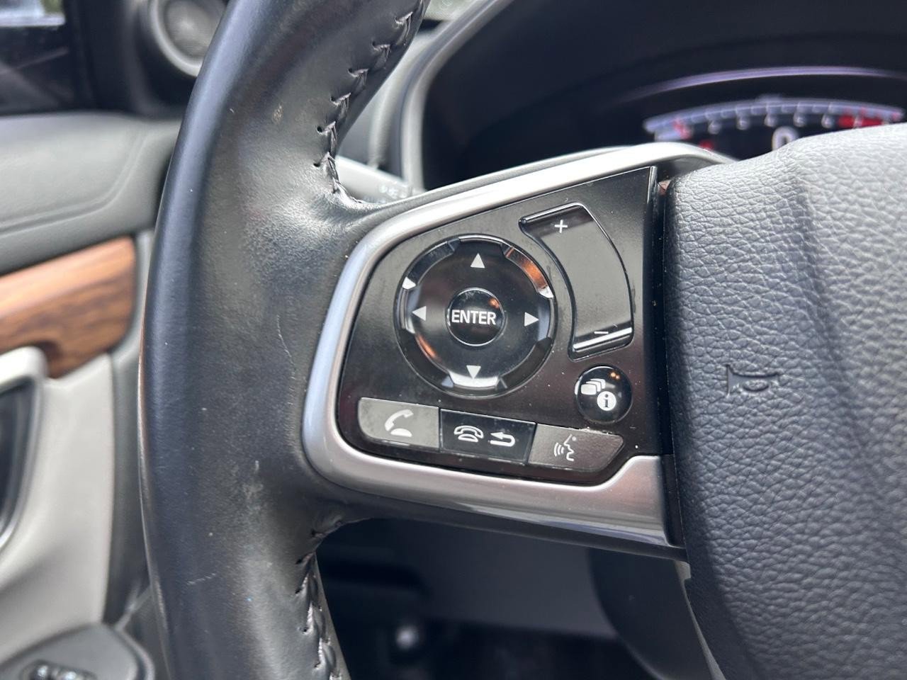 Used 2020 Honda CR-V EX-L image 14