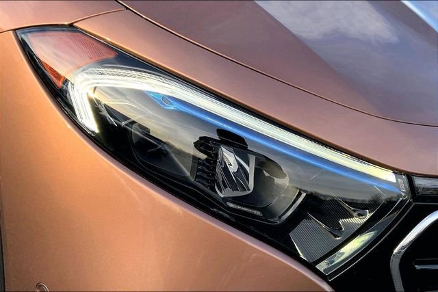 Certified 2022 Mercedes-Benz EQB 350 4MATIC image 24