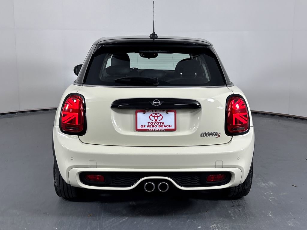 Used 2021 MINI Cooper S w/ Premium Package image 5