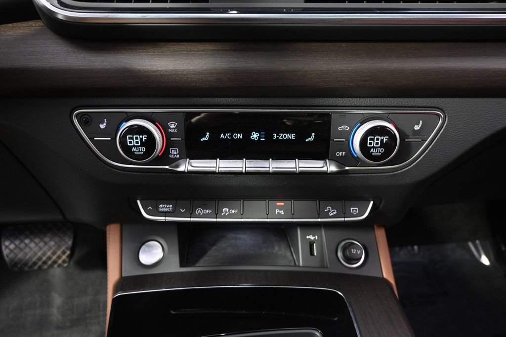 Used 2022 Audi Q5 2.0T Premium Plus AWD/4WD image 31