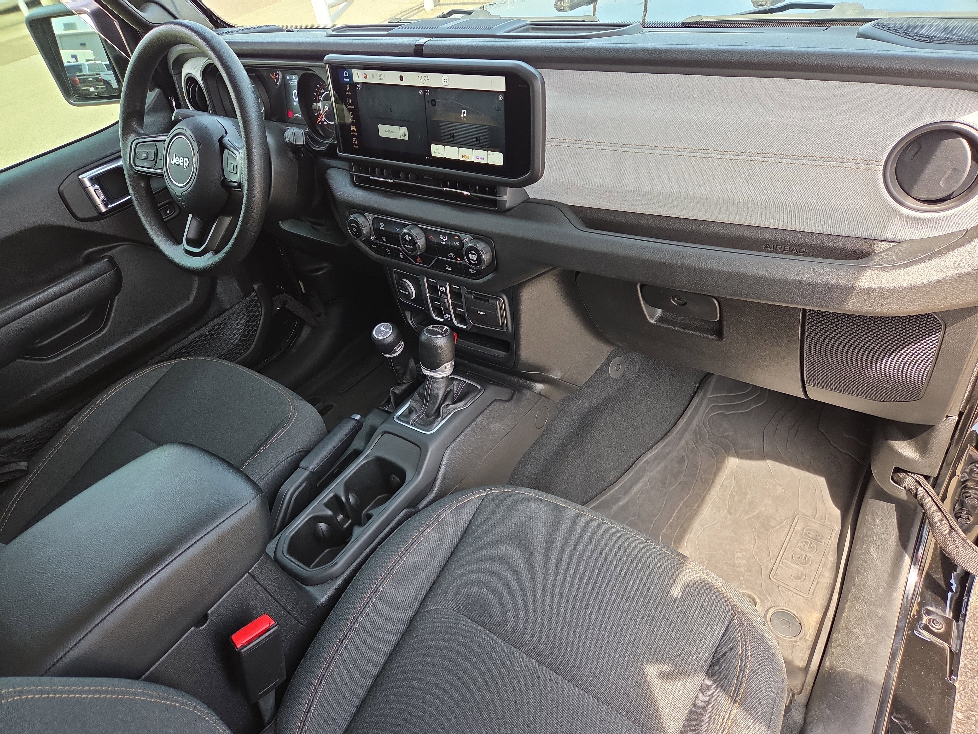 Used 2024 Jeep Gladiator Sport image 17