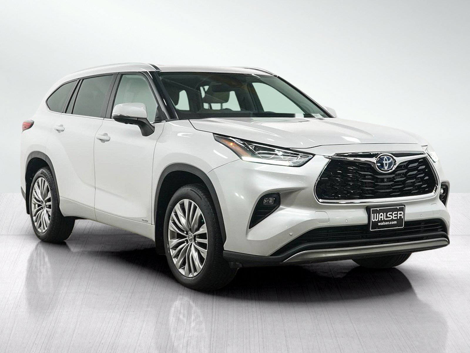 Used 2023 Toyota Highlander Platinum AWD/4WD image 7