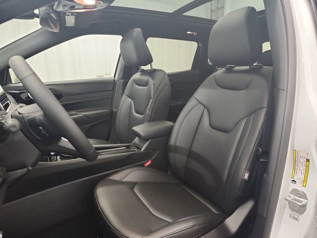 New 2026 Jeep Compass Limited w/ Sun, Sound & Navigation Group image 14