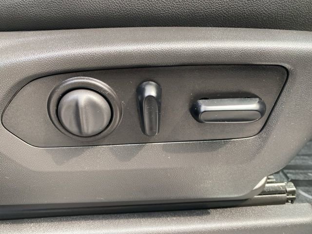 Used 2020 GMC Sierra 1500 SLT w/ SLT Premium Plus Package image 38