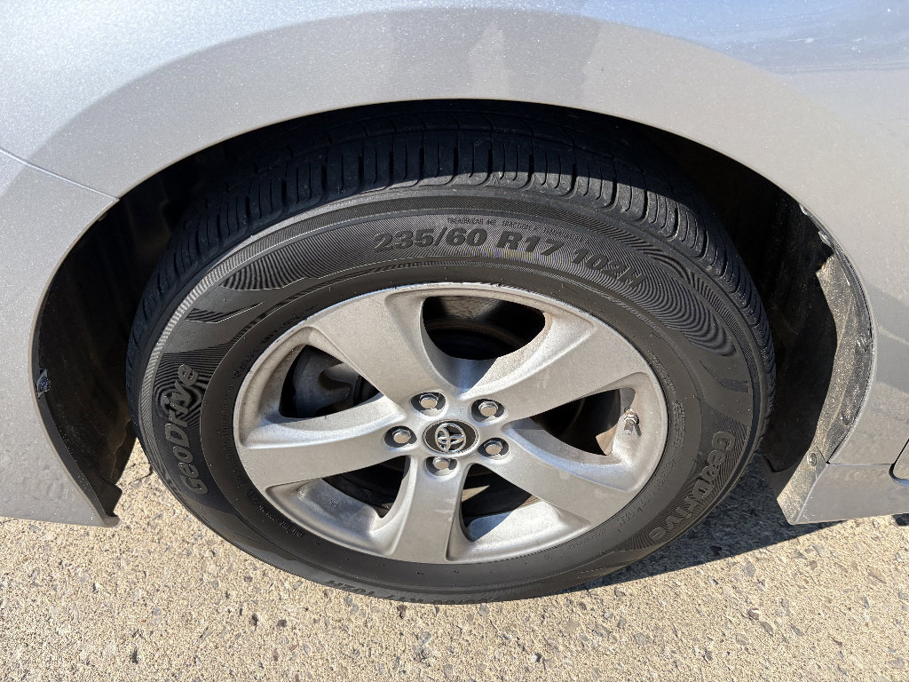 Used 2018 Toyota Sienna LE image 9