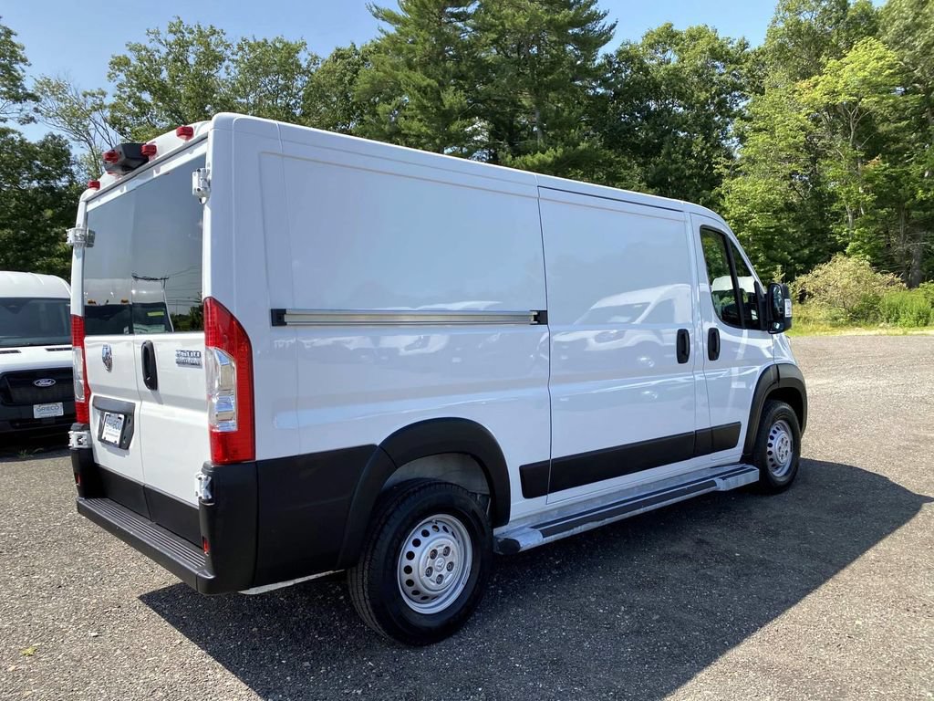 Used 2025 RAM ProMaster 2500 w/ U-Haul Equipment Group FWD image 3