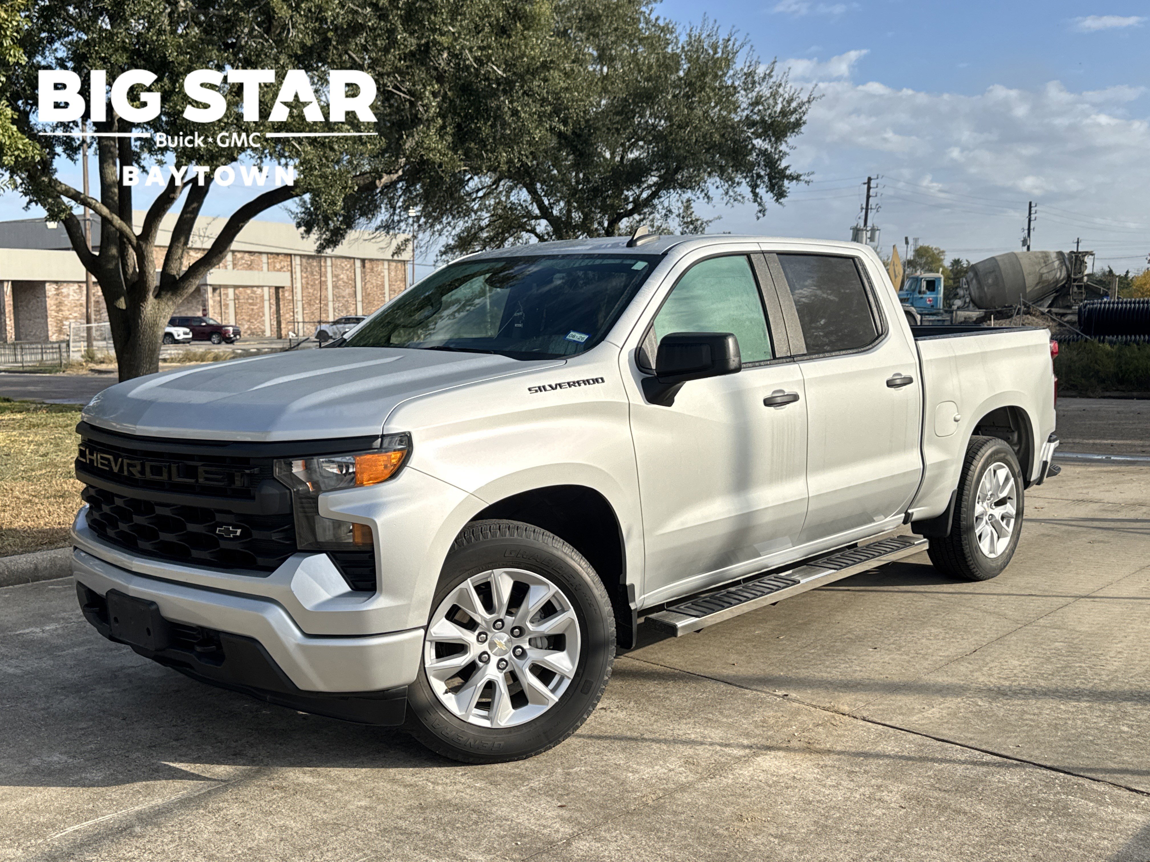 Used 2022 Chevrolet Silverado 1500 Custom w/ LPO, Dark Essentials Package