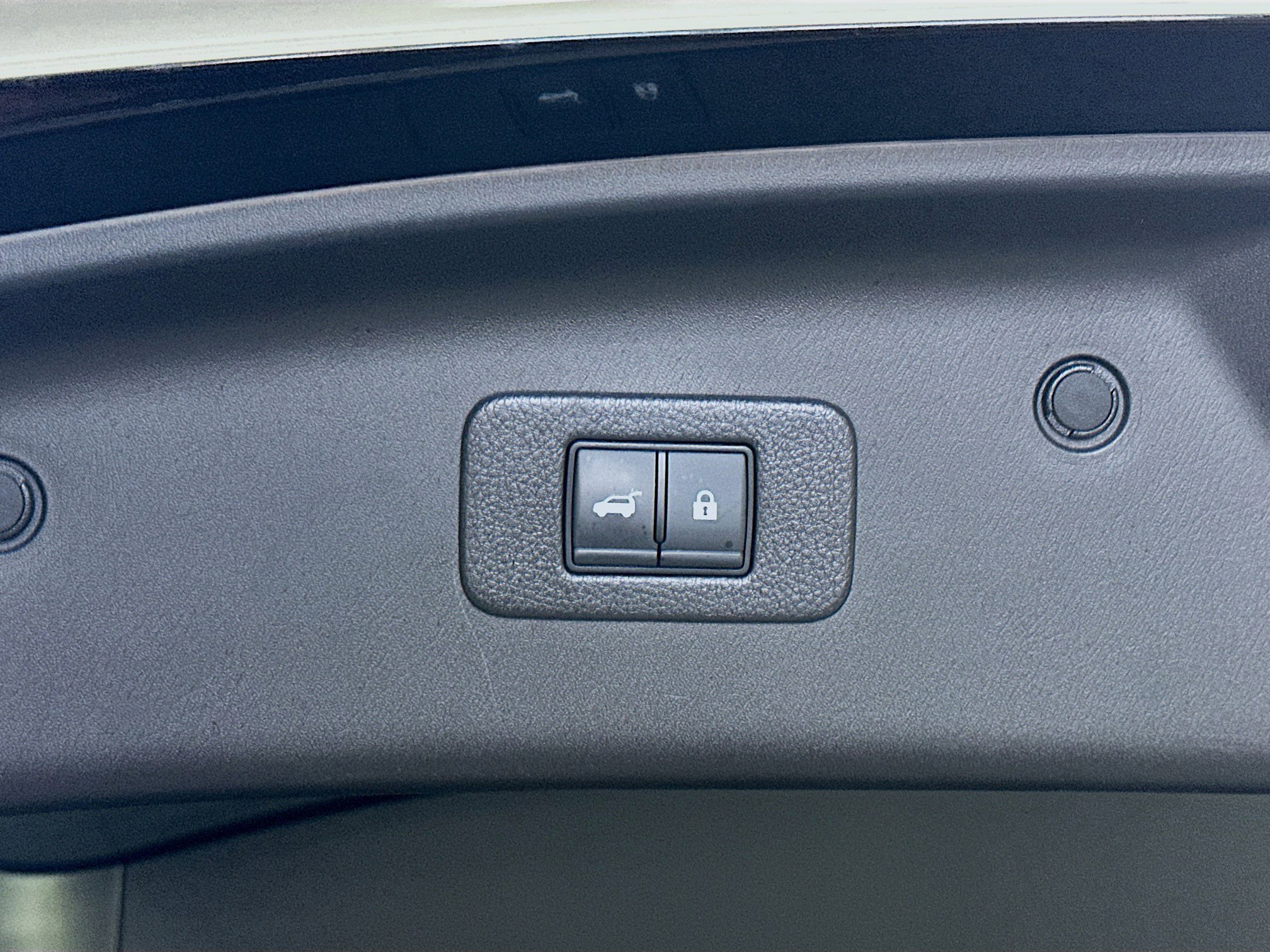 Used 2023 Nissan Armada SL w/ Midnight Edition Package image 33