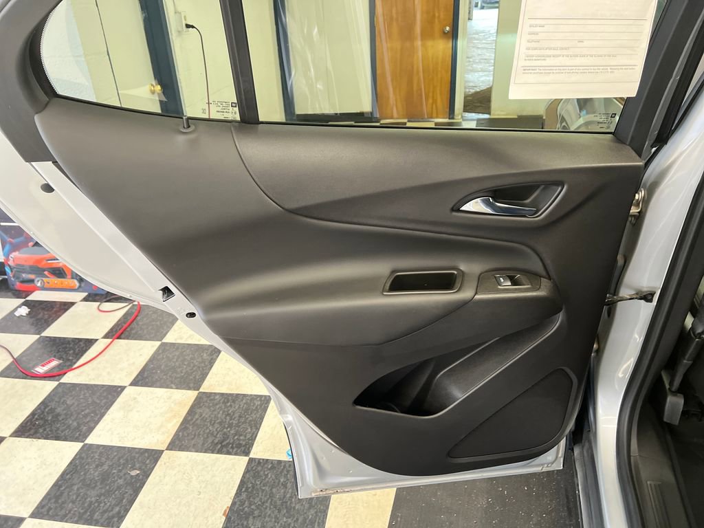 Used 2021 Chevrolet Equinox LT AWD/4WD image 38