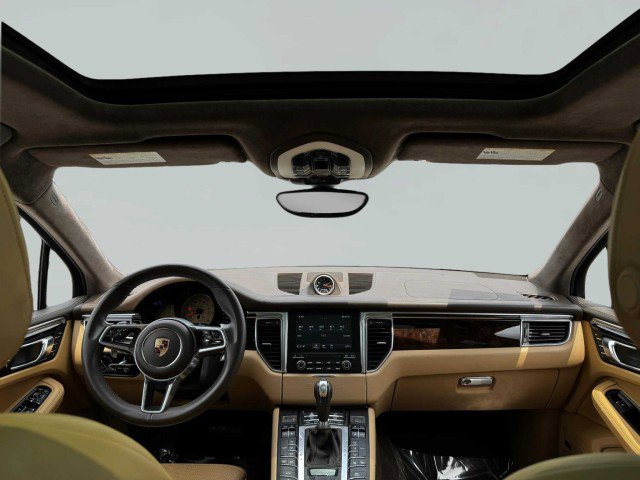 Used 2017 Porsche Macan Turbo image 40