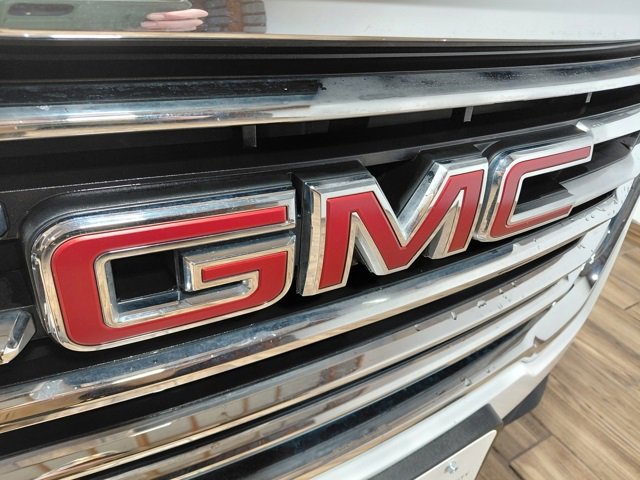 Certified 2024 GMC Terrain SLT image 13