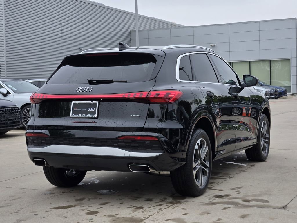 Used 2025 Audi Q5 Premium Plus w/ Premium Plus AWD/4WD image 8