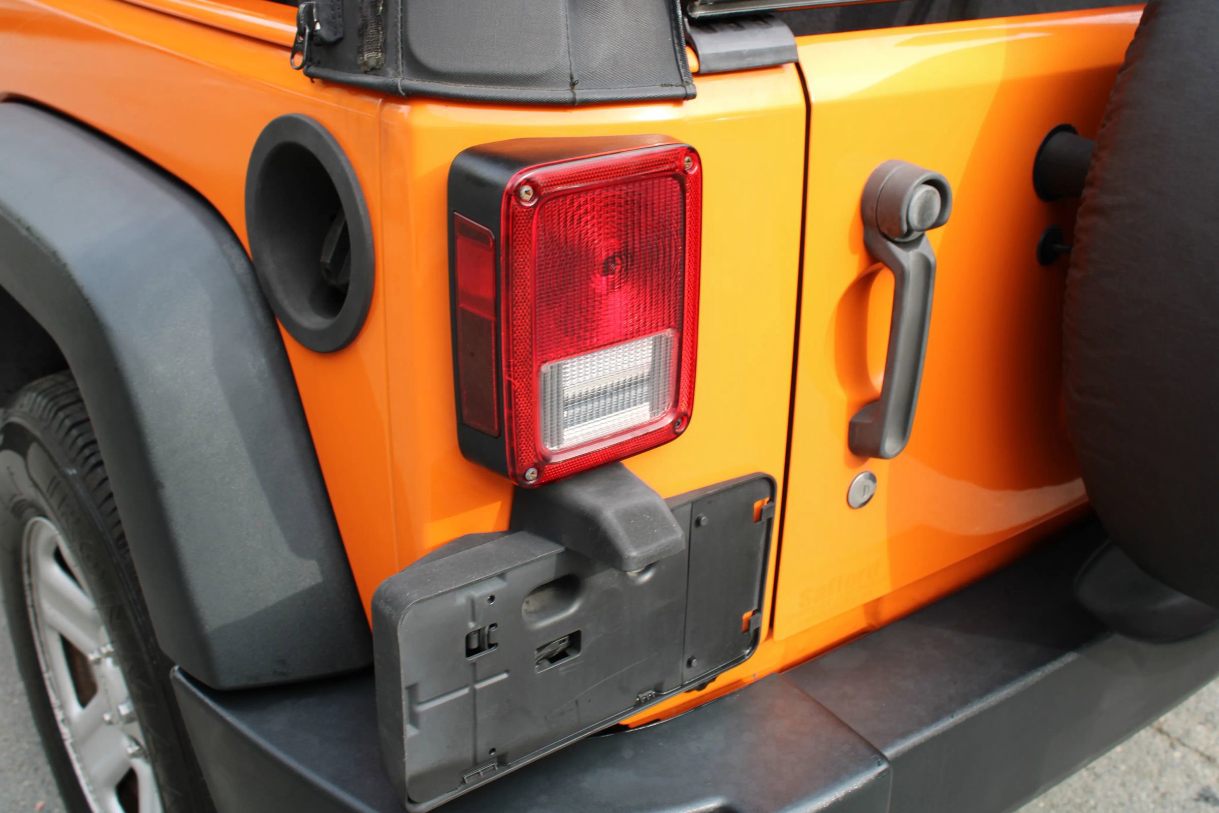 Used 2012 Jeep Wrangler Sport w/ Connectivity Group image 26