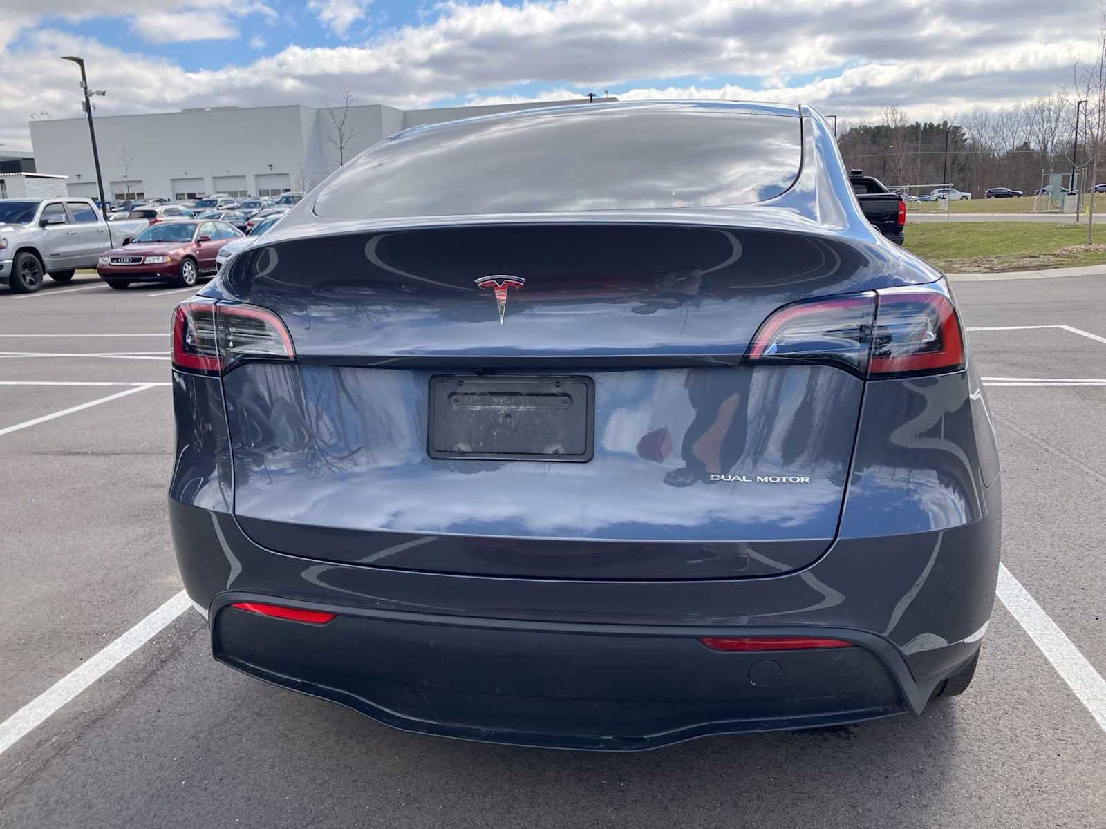 Used 2023 Tesla Model Y AWD image 8