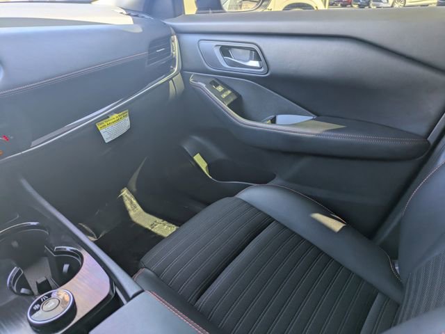 Used 2025 Nissan Rogue Rock Creek image 21