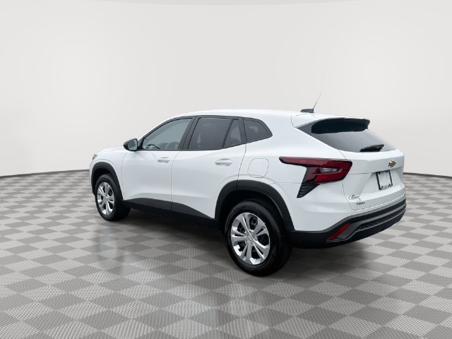 Certified 2026 Chevrolet Trax LS FWD image 8