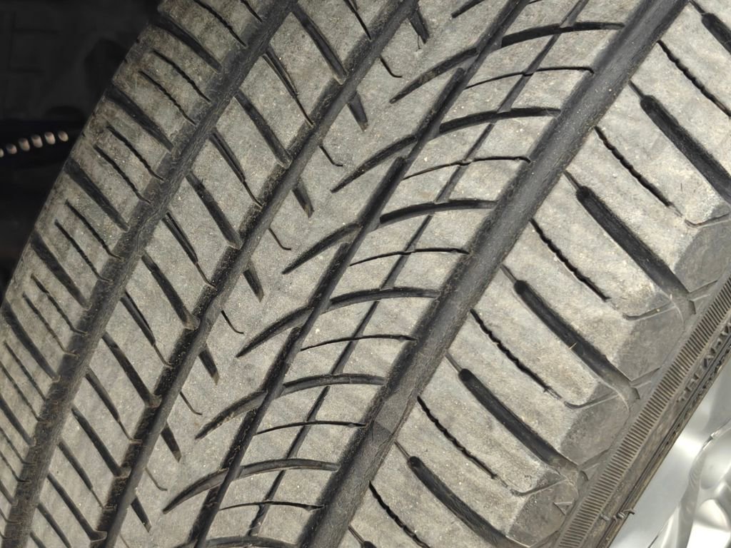 Used 2013 Toyota Avalon XLE Touring image 46