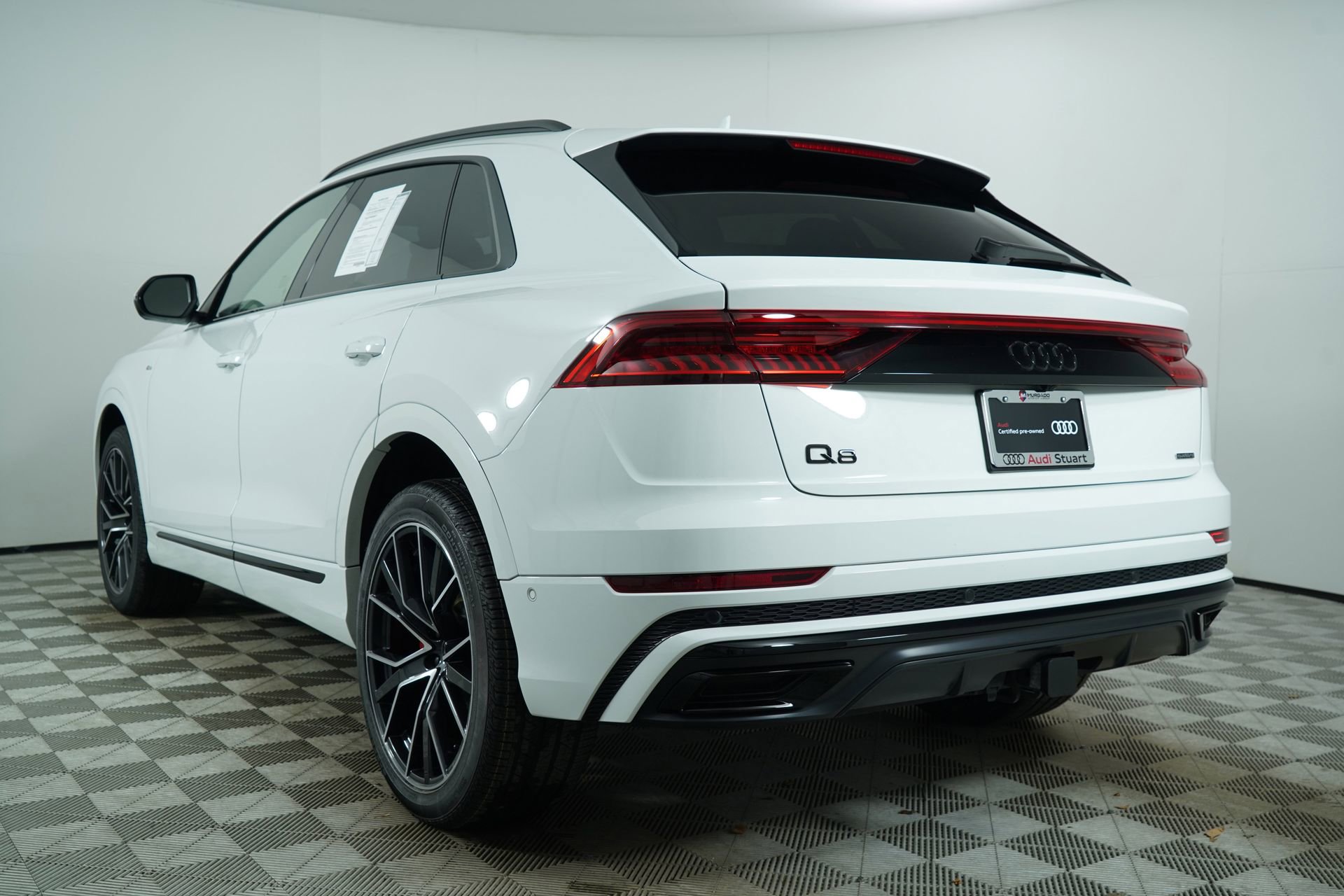 Used 2023 Audi Q8 Premium Plus AWD/4WD image 8
