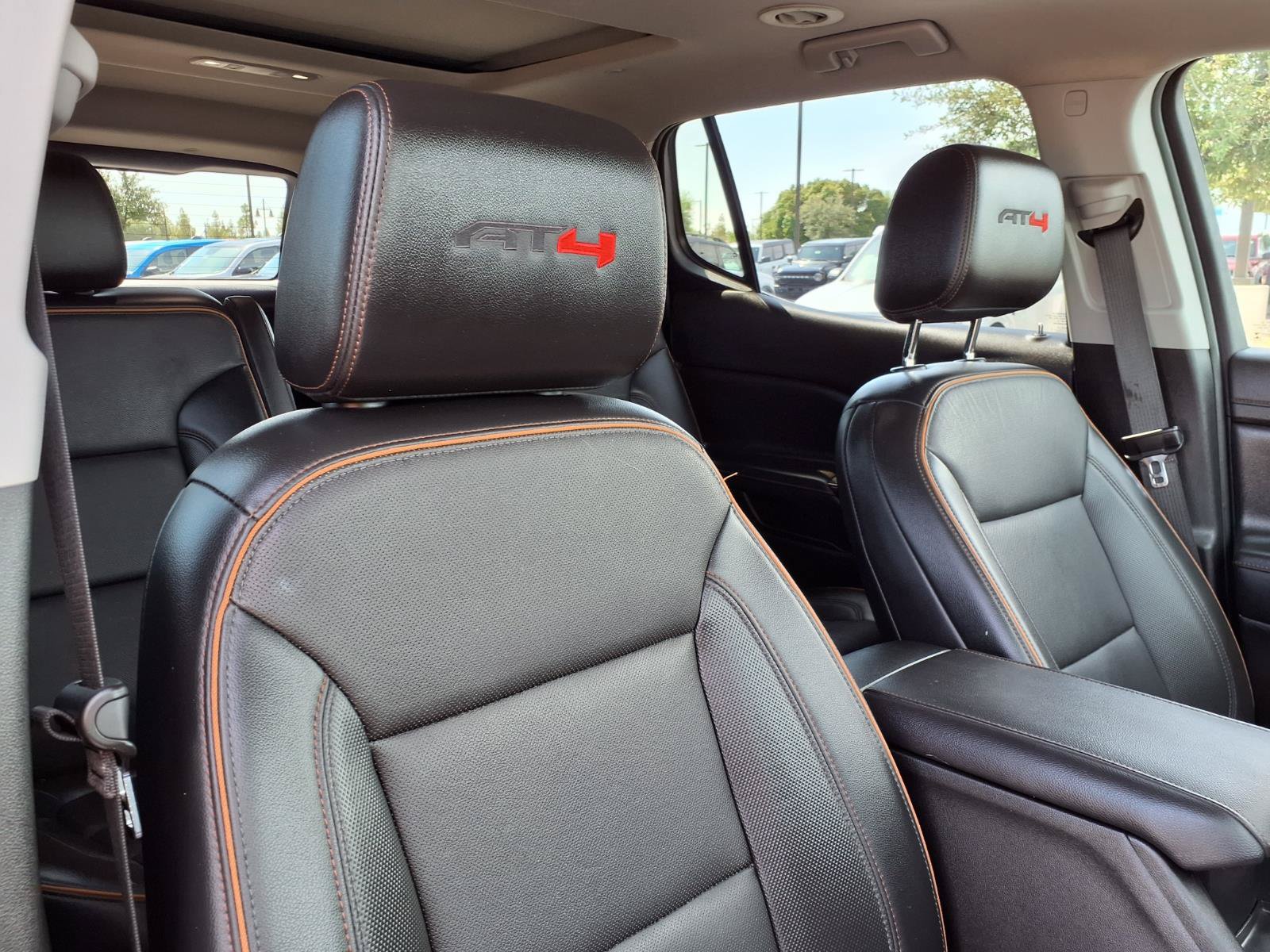 Used 2022 GMC Acadia AT4 w/ Technology Package AWD/4WD image 12